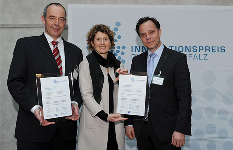 Prize-giving f.l.t.r.: Dr. Ralph Funck, Ministerin Eveline Lemke, Prof. Dr.-Ing. Ulf Breuer